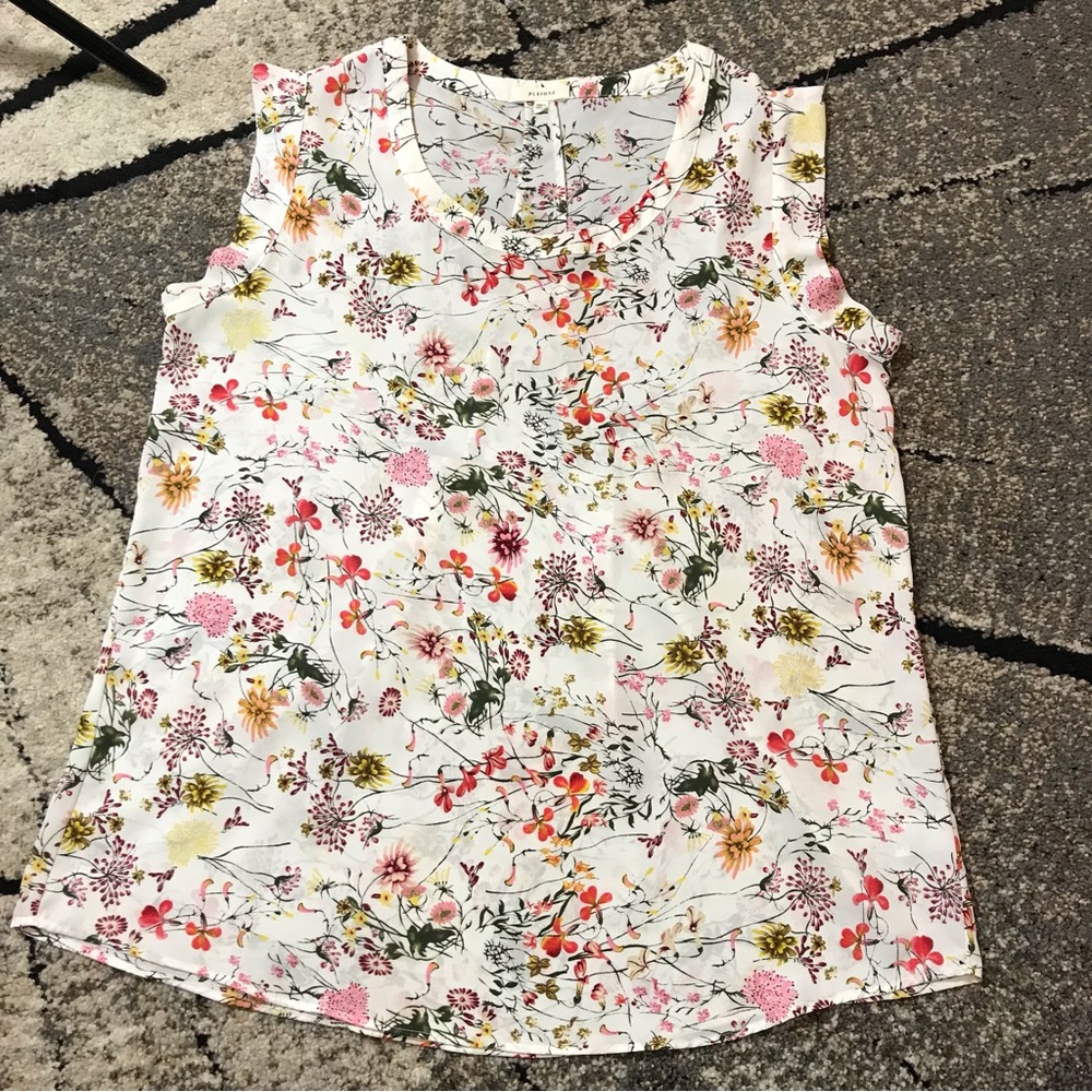 🐲💙 Pleione Floral Blouse
